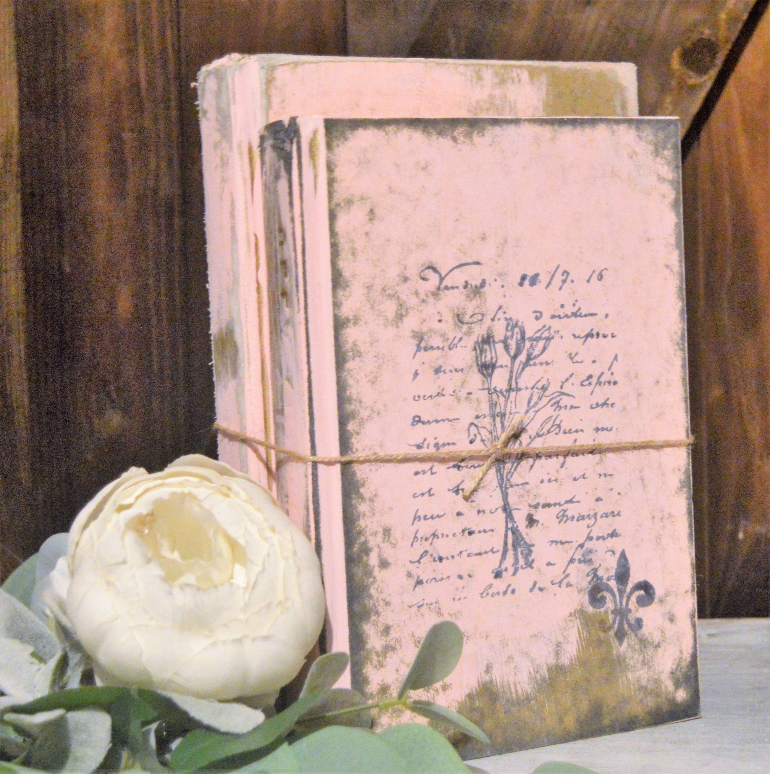 アンティーク雑貨 Shabby Pink Old French Book Set. Painted Vintage Book Stack, Pink French Letter, Shabby Chic Decor