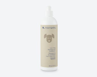 Champú y acondicionador 2 en 1 para perros Norwex, color baya real con tapa extraíble