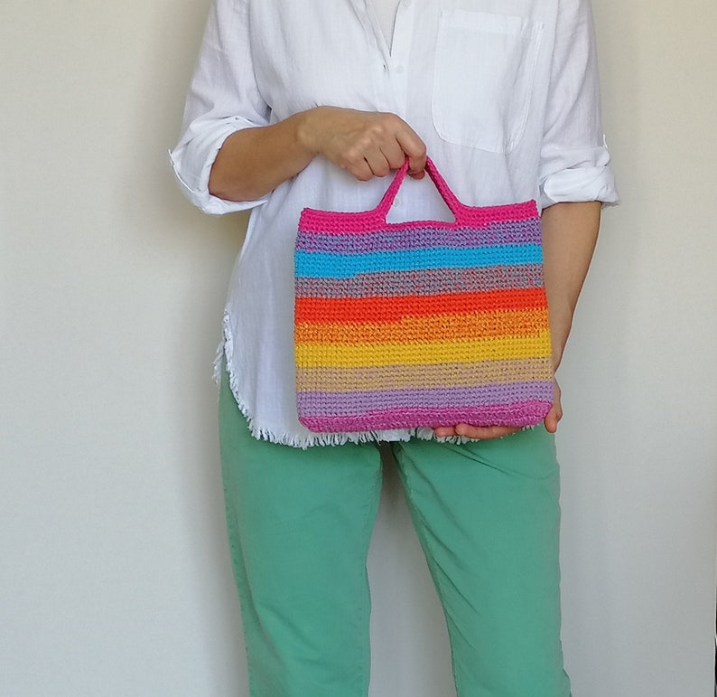 Sac à main arc-en-ciel, sac au crochet Macrame, fourre-tout coloré, sac à bandoulière, sac de plage, sac de luxe week-end occasionnel, sacs à main au crochet femmes, sac carré image 1