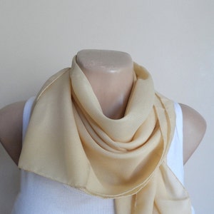 Lichtgele vierkante sjaal, vrouwen sjaal sjaals afbeelding 3