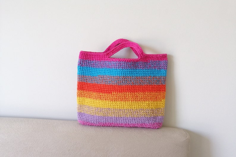 Sac à main arc-en-ciel, sac au crochet Macrame, fourre-tout coloré, sac à bandoulière, sac de plage, sac de luxe week-end occasionnel, sacs à main au crochet femmes, sac carré image 8