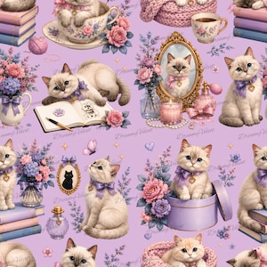Puede incluir: Un patrón repetitivo sobre un fondo morado claro que presenta gatitos de color crema con lazos morados, ramos de flores en jarrones, pilas de libros, espejos dorados ornamentados, frascos de perfume, velas y tazas de té con diseños florales.