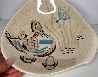 Red Wing Pottery “Bob White” by Charles Murphy vegetable serving bowl