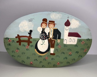 Vintage Handcrafted Shaved Wooden Bridal Box German Type Folk Art