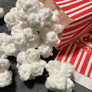 Crocheted 2&quot; Popcorn (20)