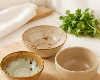 Set di ciotole in ceramica fatte a mano / Ciotole in ceramica spaiate realizzate a mano / Regalo per la casa in stile boho