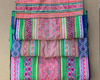 Tissu brodé Hmong d'occasion - Décoration colorée de la tribu des collines, Fournitures de bricolage
