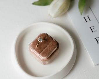 Organic Shape Trinket Dish | Minimalist Jewelry Ring Holder