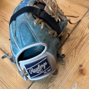 Custom Baseball Glove Shape Insert | Personalized Glove Holder | Keeps Glove from Losing Its Shape image 5