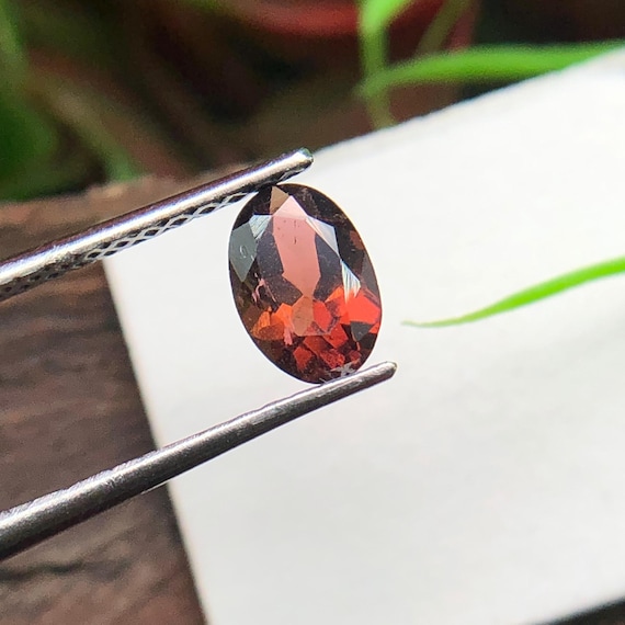Natural Radish Garnet Gem Oval Cut | Loose Faceted Gemstone |January Birthstone (6x4.1x2.8 MM)