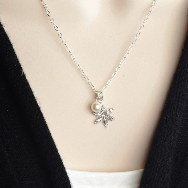 Snowflake Necklace - Etsy