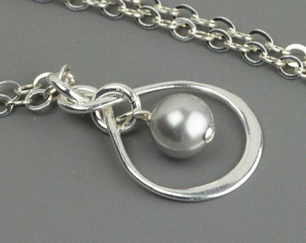 Pearl Infinity Necklace - Gray Pearl Necklace - Sterling Silver Inifintiy Necklace - Pearl Bridesmaid Necklace -  Pendant Necklace