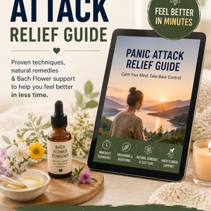 Puede incluir: Una tableta digital que muestra una gu&iacute;a de alivio para ataques de p&aacute;nico, acompa&ntilde;ada de un frasco cuentagotas de vidrio marr&oacute;n etiquetado como Bach Flower Remedies, un peque&ntilde;o cuenco blanco con l&iacute;quido y una vela encendida.