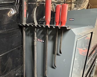 End Locker Pry Bar Mount - Harbor Freight Icon, US General