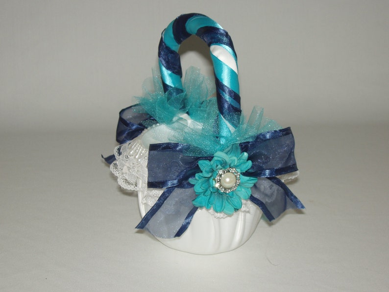 Wedding Accessories Something Blue Ready To Ship Discounted 25/% TURQUOISE NAVY FLOWER Girl Basket Brooch Wedding Basket