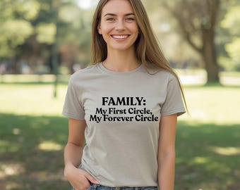 Familjetröja • Min första cirkel Min för alltid-cirkel-tröja • Sentimental present till mamma pappa syskon • Minimalistisk citat-tröja • Matchande familjetröjor