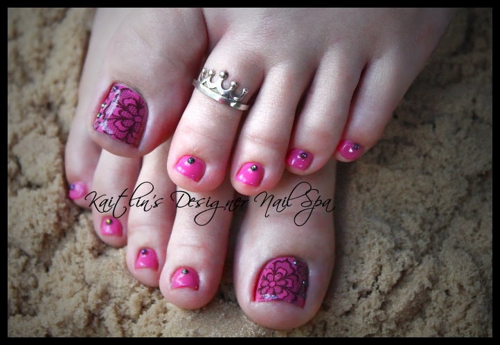 Pink & Black Lace Gel Press On Toenails