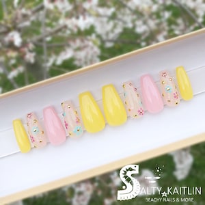 Spring Flowers Press On Gel Nails