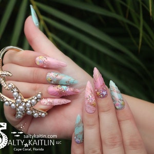 Mermaid To Wear Seashells Gel Press On Nails