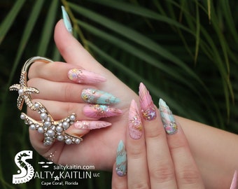 Sirène à porter des coquillages en gel à appliquer sur les ongles