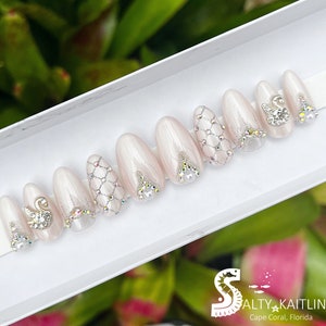Swan Lake Gel Press On Nails