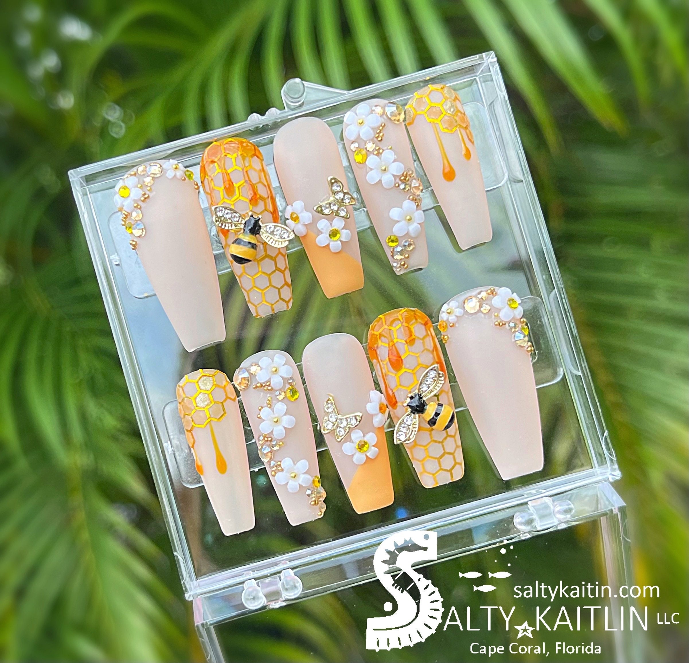 She Works Hard for the Honey Gel Press on Nails - Etsy Canada