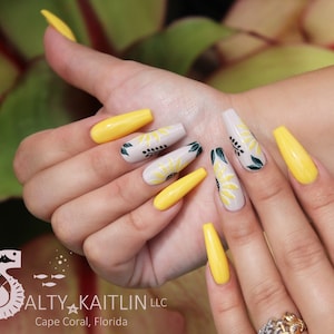 Sunshine State Press On Gel Nails