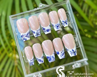 Delft Blue Pottery Frenchies Gel Press On Nails