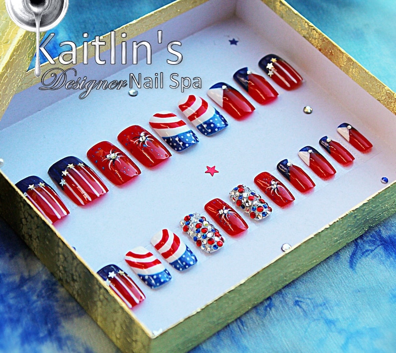 4th of July Gel Press On Gel Nails image 5