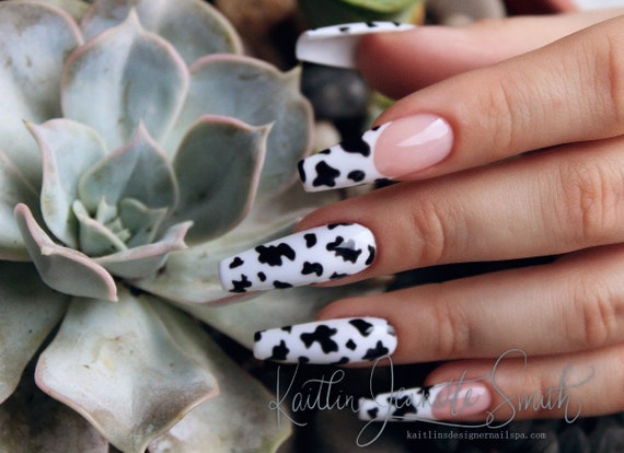 I love cow print nails! This is my first time attempting them, and I'm  obsessed🖤🤍🐄 : r/RedditLaqueristas