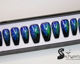 Northern Lights Enchanted Forest Silhouette Aurora Mood Changing Press On Gel Nails