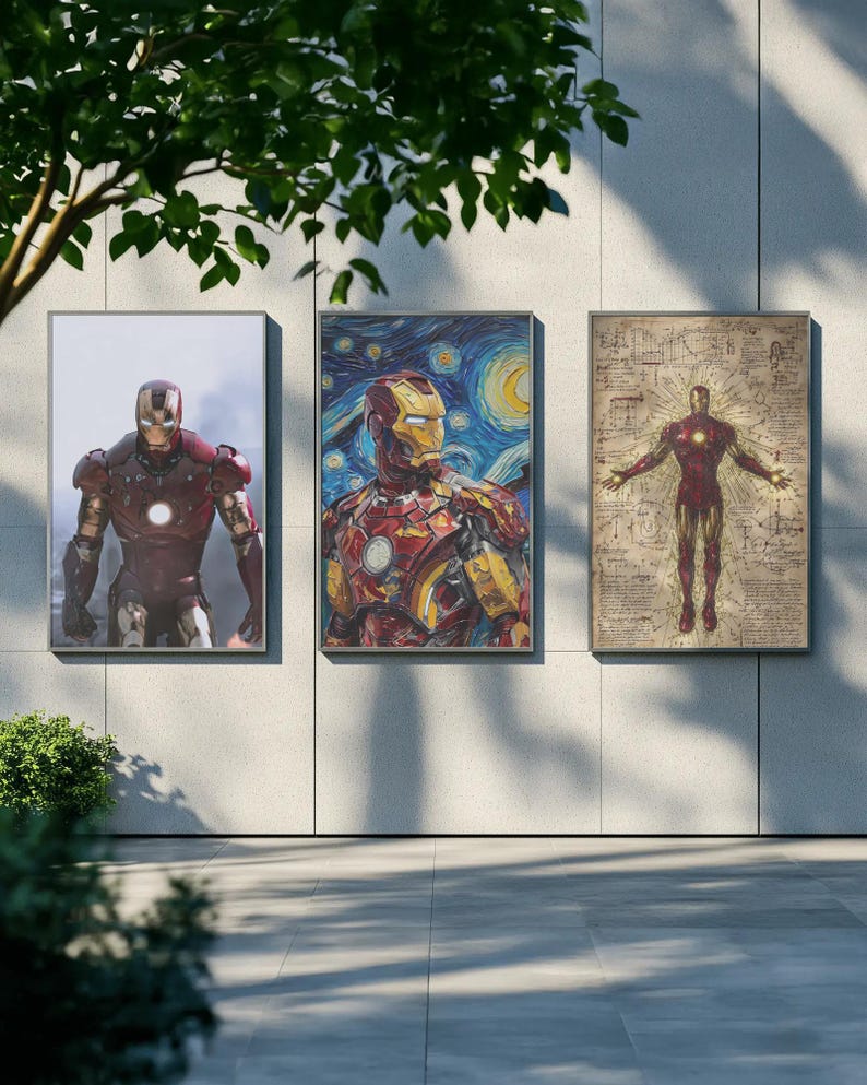 K&ouml;nnte beinhalten: Drei gerahmte Kunstdrucke mit Iron Man. Der erste zeigt Iron Man in einer klassischen Pose, der zweite im Stil von Van Gogh und der dritte ein anatomisches Diagramm von Iron Man.
