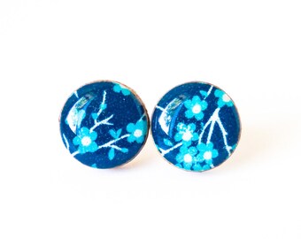 Flowers stud Earrings, Turquoise and Navy, Blue, Indigo, Tiny blooms, Washi Tape Earrings, Resin, Decoupage, Wood, Gift under 10