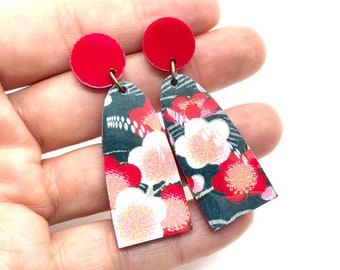 Red and White Arch Drop Earrings, Japanese paper, Cherry Blossoms, Red Acrylic, hypo allergenic, Statement earrings, lightweight