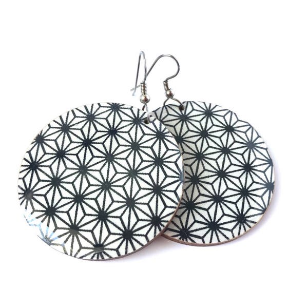 Black and White Earrings, Starburst pattern, Geometric, Bold, Japanese Chiyogami paper, Dangles, Laser cut wood, Resin, steel posts, washi