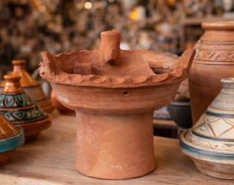 Quemador de incienso Majmar de arcilla marroquí hecho a mano / Soporte rústico de cerámica para Bakhoor