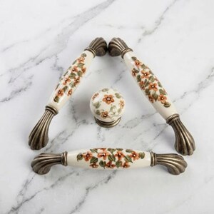 Vintage Ceramic Cabinet Handles Antique Bronze Floral Knob Floral Porcelain Drawer Pull Shabby Chic Furniture Hardware Kitchen Dresser Pull