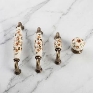 Vintage Ceramic Cabinet Handles, Floral Dresser Knobs, Antique Brass Drawer Pulls, Shabby Chic Furniture Hardware, Rustic Kitchen Knobs
