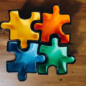 パズル模様の釉薬をかけた陶器のラメキン