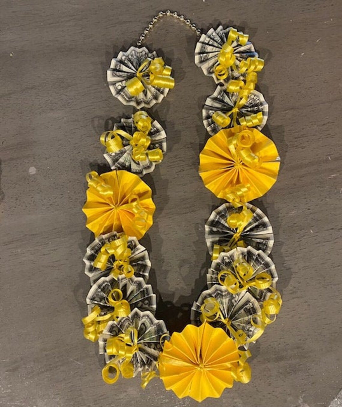20 Dollar Money Lei Cash Lei Twenty Dollar Lei Two Dollar Etsy