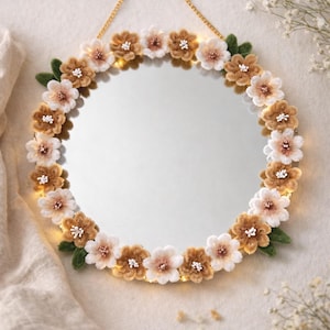 Handmade floral mirror made from pipe cleaners with fairy lights – Boho wall decoration – Original handmade gift