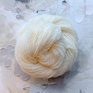 You Pick the Color - Boucle DK Hand dyed Yarn / Handdyed yarn, DK Yarn, Wool Yarn, Boucle Yarn - DK Weight - 100g