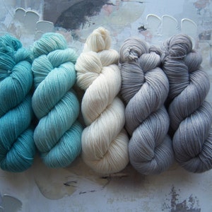 Teal Over and Dye Gradient Set, Hand Dyed Yarn / Handdyed yarn, Sock Yarn, Wool yarn - Classic Sock or Woolly Sock - 5 skeins, 100g each