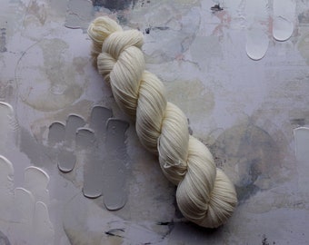 Ivory - Hand dyed Yarn, Wool Yarn, Sock Yarn, White Yarn - 75 25 Sock Yarn - Fingering Weight – 100g