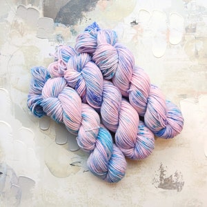 Freestyle Hand dyed Yarn / Handdyed yarn, Worsted Yarn, Wool Yarn, Speckled Yarn A140 Pink, Blue, Teal Worsted Weight 100g image 1