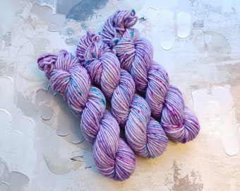 Freestyle Hand dyed Yarn / Handdyed yarn, Bulky Yarn, Wool Yarn - Purple, Blue, Pink - A138 - Bulky Weight - 100g