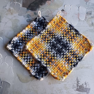 Large Cotton Potholder Trivet with loop, Hot Pad, 100% Cotton, Machine Washable, Set of 2