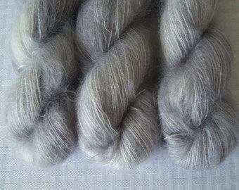 Silver Gray - Hand dyed Yarn / Handdyed yarn, Kid Silk Yarn, Wool Yarn - 72/28 Kid Mohair & Silk - Lace Weight - 50g