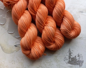 Cantaloupe - Hand dyed Yarn / Handdyed yarn, Sock Yarn, Wool Yarn - Peach Orange - 75/25 Superwash Merino/Nylon – Fingering Yarn, 100g