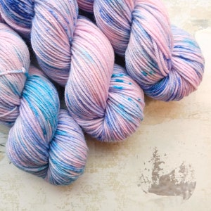 Freestyle Hand dyed Yarn / Handdyed yarn, Worsted Yarn, Wool Yarn, Speckled Yarn A140 Pink, Blue, Teal Worsted Weight 100g image 2